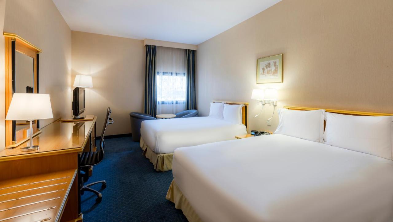 Holiday Inn Yanbu By Ihg Exterior photo